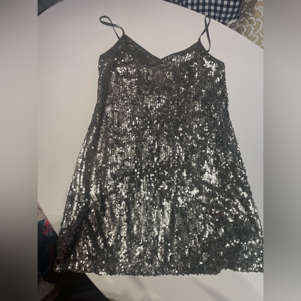 𝅺nwt Abercrombie & Fitch Silver Sequin Dress